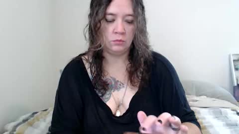 Snapshot of echosol17 chatting on 10.07.25 Weird Echo online show from 10.07.25
