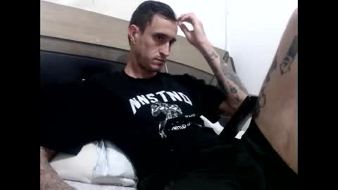 Snapshot of ed_big_cock chatting on 01.05.26 Edd Gallego online show from 01.05.26