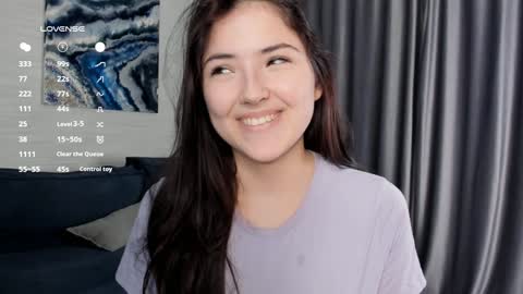 Snapshot of edabayse chatting on 12.03.24 Viola online show from 12.03.24