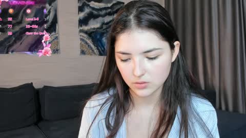 Snapshot of edabayse chatting on 12.14.24 Viola online show from 12.14.24