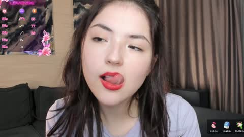 Snapshot of edabayse chatting on 12.15.24 Viola online show from 12.15.24