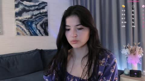 Snapshot of edabayse chatting on 01.27.25 Viola online show from 01.27.25