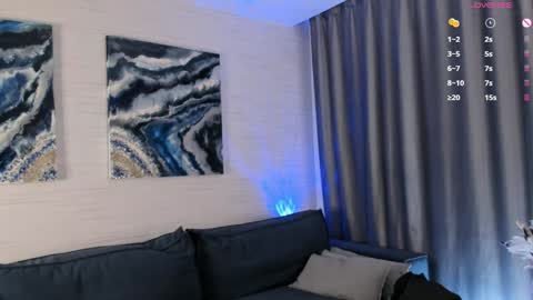 Snapshot of edabayse chatting on 01.27.25 Viola online show from 01.27.25