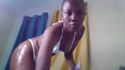 Snapshot of edakiss chatting on 02.11.26 edakiss online show from 02.11.26