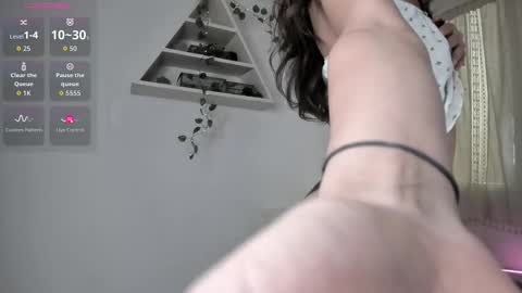 Eden Heaven online show from 10.08.25