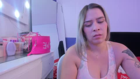 Snapshot of eden_paradise_ chatting on 12.08.24 BYANCA online show from 12.08.24