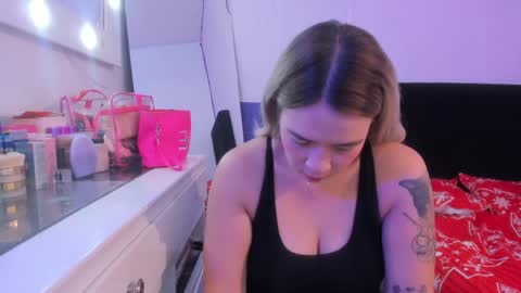 Snapshot of eden_paradise_ chatting on 12.12.24 BYANCA online show from 12.12.24