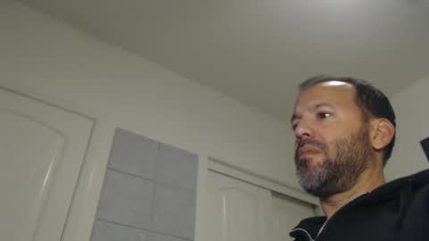 Snapshot of edge_masters chatting on 12.09.24 EdgeM online show from 12.09.24