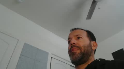 Snapshot of edge_masters chatting on 12.13.24 EdgeM online show from 12.13.24