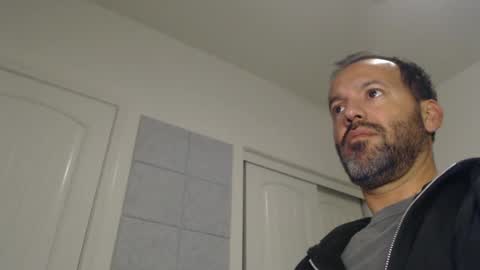 Snapshot of edge_masters chatting on 12.15.24 EdgeM online show from 12.15.24