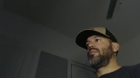 Snapshot of edge_masters chatting on 12.21.24 EdgeM online show from 12.21.24