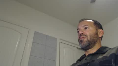 Snapshot of edge_masters chatting on 12.25.24 EdgeM online show from 12.25.24