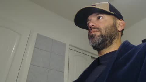 Snapshot of edge_masters chatting on 12.31.24 EdgeM online show from 12.31.24