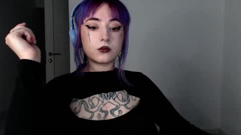 fickle demon made of clumps of matter online show from 02.02.26