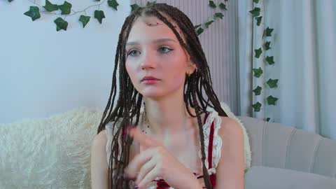 Lisa  online show from 01.28.25