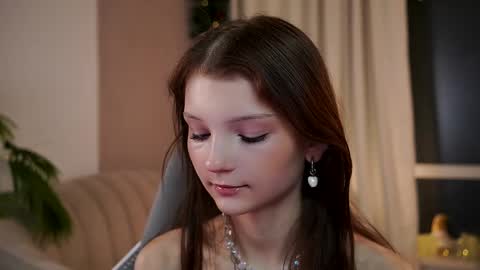 Lisa  online show from 02.06.26