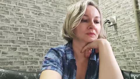 edithmanning online show from 12.21.24