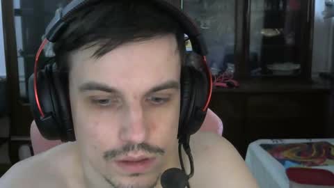 Snapshot of edm4rk chatting on 11.27.25 Marko online show from 11.27.25