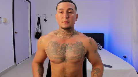 Snapshot of eduar_wild chatting on 02.10.26 Eduar Wild online show from 02.10.26