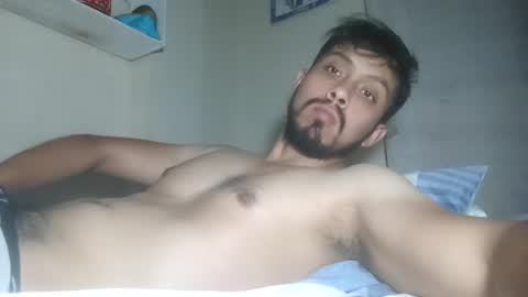 Snapshot of eduarfox96 chatting on 01.11.25 Eduar online show from 01.11.25