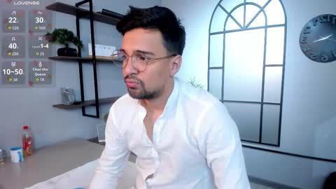 Snapshot of edward_maxx chatting on 02.16.26 Eduardo online show from 02.16.26