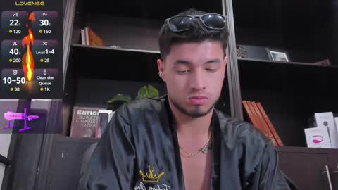 Edward Ross online show from 03.11.25