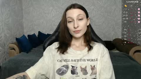 Snapshot of effy_gray chatting on 05.12.26 Anna online show from 05.12.26