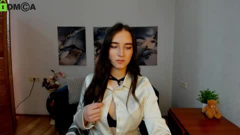 Effy Royse online show from 03.05.26