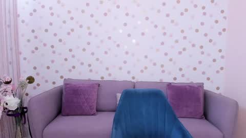 Effy online show from 02.26.25