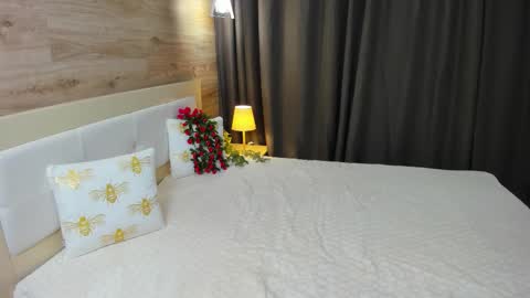 Effy online show from 09.25.25