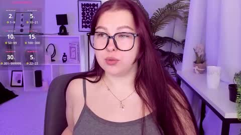 Effy online show from 12.04.25