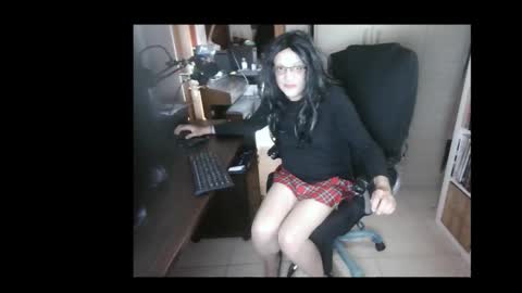 efi_crossou online show from 10.05.25