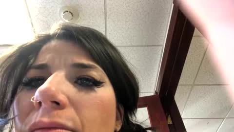 Snapshot of eggnog_and_booty chatting on 12.16.25 eggnog_and_booty online show from 12.16.25