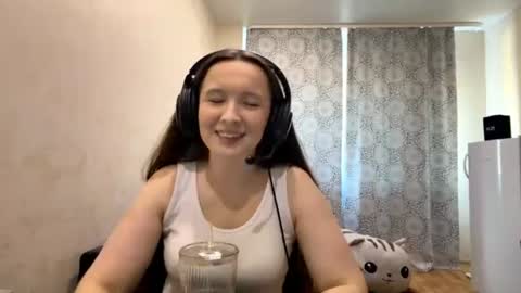 Ehtell online show from 06.18.26