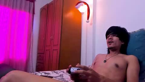 Snapshot of eiden_allenx1 chatting on 01.06.26 eiden_allenx1 online show from 01.06.26