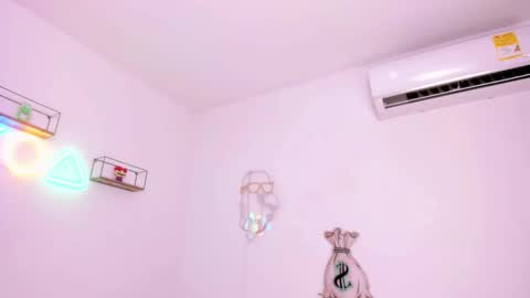 eileenn tanihara online show from 02.16.26