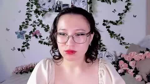 liasama online show from 12.15.24