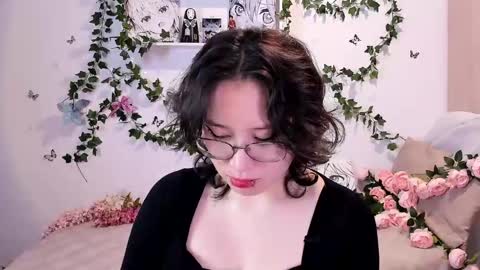 liasama online show from 12.16.24