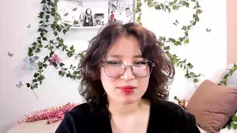 liasama online show from 12.21.24