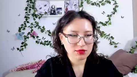 liasama online show from 12.22.24