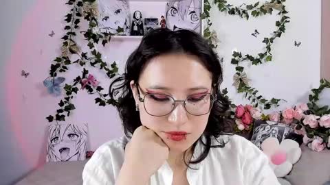 liasama online show from 12.25.24