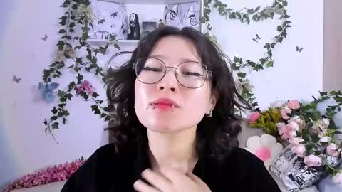 liasama online show from 12.28.24