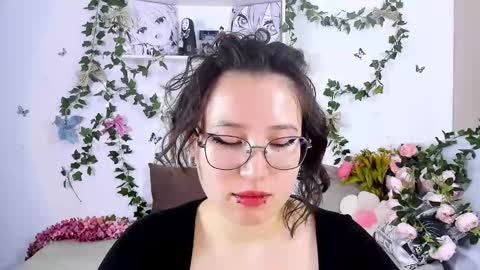 liasama online show from 12.29.24