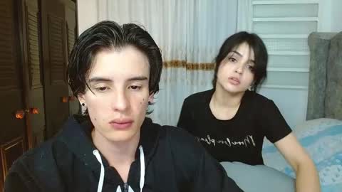 Snapshot of eimy_andres chatting on 11.16.25 eimy_andres online show from 11.16.25