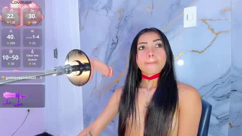 Snapshot of eimy_mason chatting on 11.06.25 Eimy online show from 11.06.25