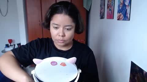 Snapshot of eimy_saenzz chatting on 10.31.25 eimy_saenzz online show from 10.31.25