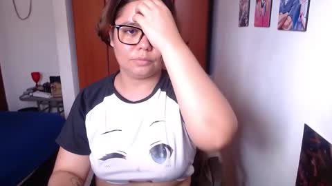 Snapshot of eimy_saenzz chatting on 11.13.25 eimy_saenzz online show from 11.13.25