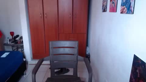 Snapshot of eimy_saenzz chatting on 11.28.25 eimy_saenzz online show from 11.28.25