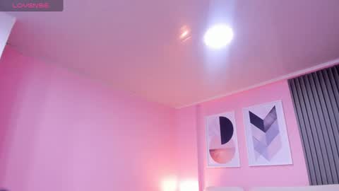 Eimy  online show from 12.02.24