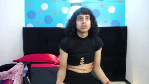 Snapshot of eimyflorian chatting on 12.31.24 Eimyflorian online show from 12.31.24